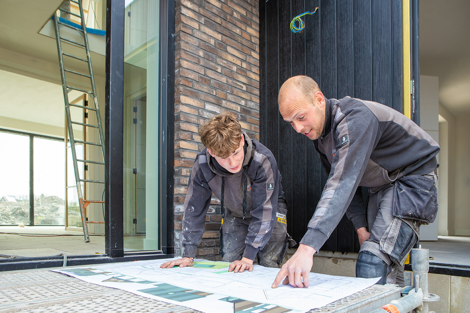 Bouwbedrijf Van de Vliert-83 meewerkend voorman